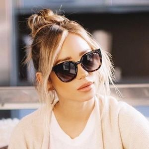 Quay Australia Noosa Sunglasses - Black / Tortoise